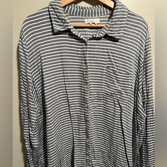 A.L.C Classic Blue and White Striped Boyfriend Button Down - Picture 4 of 9